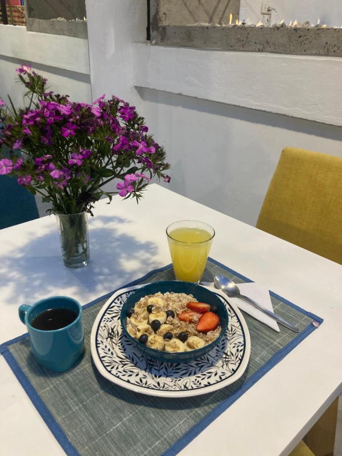 Hostal Casa Lantana La Candelaria بوغوتا المظهر الخارجي الصورة